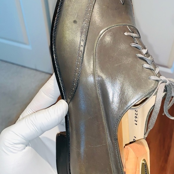 R Benedetto leather Wingtip Oxford. - Picture 11 of 14
